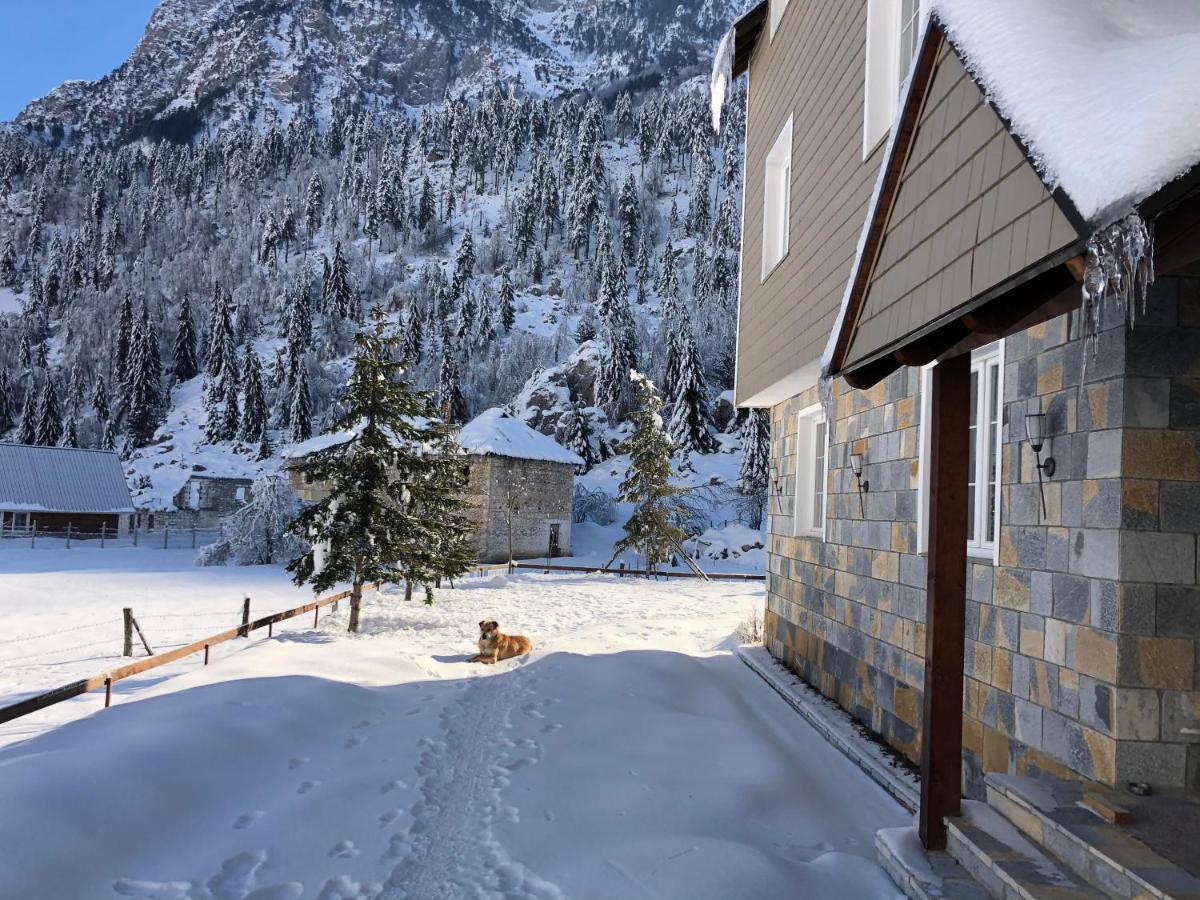 Bujtina Valbone Hotel Kültér fotó